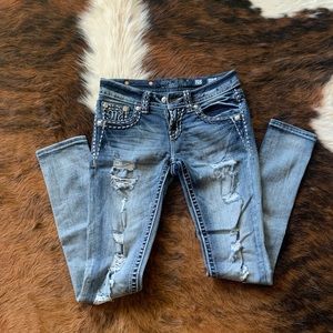 Miss me destructed skinny jeans size 25
